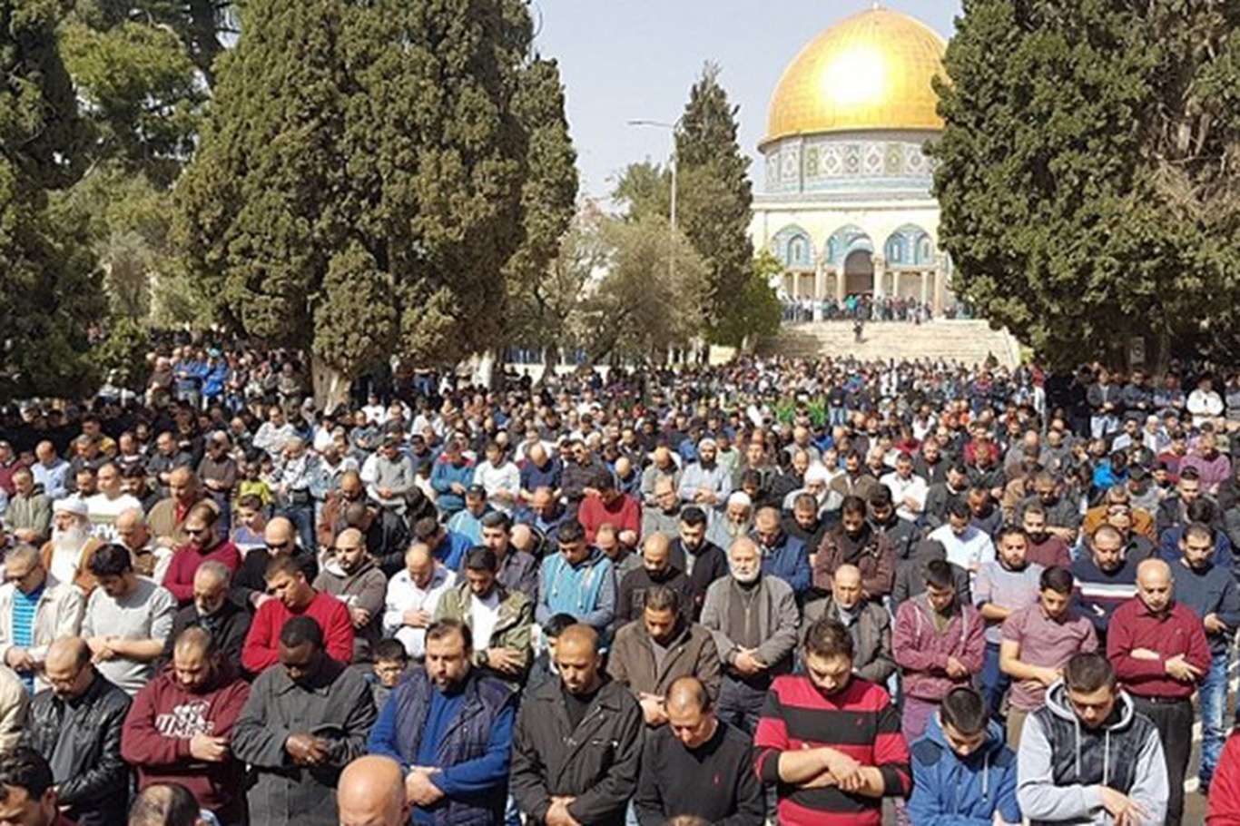 More than 40,000 Muslim worshipers perform Friday prayer at Al-Aqsa Mosque
